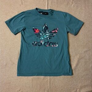 Adidas Studio London Green Tee EUC size Small
